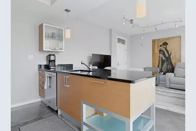 1350 Main Street #302, Sarasota, FL 34236 - Photo 7