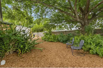 2605 Botany Avenue, Sarasota, FL 34239 - Photo 43
