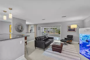 2605 Botany Ave, Sarasota, FL 34239 - Photo 9