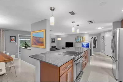 2605 Botany Avenue, Sarasota, FL 34239 - Photo 17