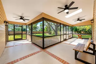 9502 59th Ave E, Bradenton, FL 34202 - Photo 9