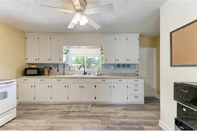 5510 21st Street Court W, Bradenton, FL 34207 - Photo 11