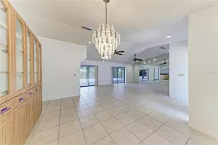 4242 Dryden Cir, Sarasota, FL 34241 - Photo 23