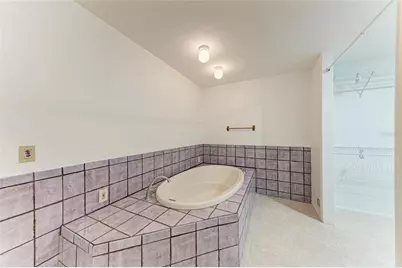 4242 Dryden Circle, Sarasota, FL 34241 - Photo 31