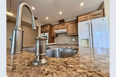 7302 9th Avenue W #7302, Bradenton, FL 34209 - Photo 9