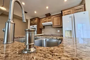 7302 9th Ave W, Bradenton, FL 34209 - Photo 9