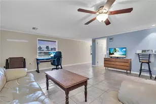 7420 Cass Cir, Sarasota, FL 34231 - Photo 21