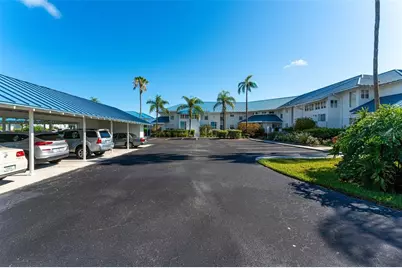 923 Sandpiper Circle #923, Bradenton, FL 34209 - Photo 3