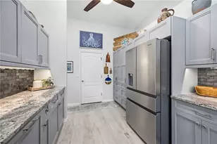 1052 W Truman St, Nokomis, FL 34275 - Photo 19
