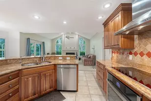4391 Maplewood Ln, Sarasota, FL 34238 - Photo 17