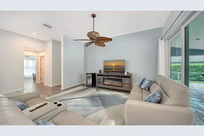 4391 Maplewood Lane, Sarasota, FL 34238 - Photo 9