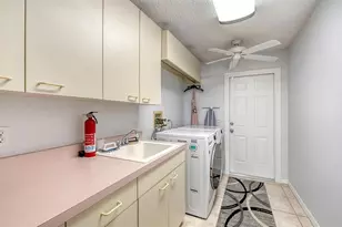4391 Maplewood Ln, Sarasota, FL 34238 - Photo 35