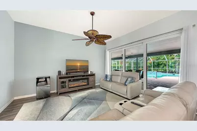 4391 Maplewood Lane, Sarasota, FL 34238 - Photo 9