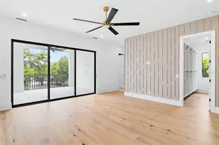 1870 Jasmine Dr, Sarasota, FL 34239 - Photo 25