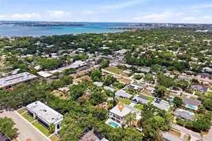 1870 Jasmine Dr, Sarasota, FL 34239 - Photo 63