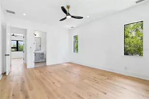 1870 Jasmine Dr, Sarasota, FL 34239 - Photo 45