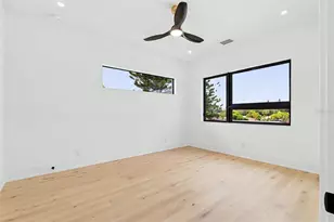 1870 Jasmine Dr, Sarasota, FL 34239 - Photo 37