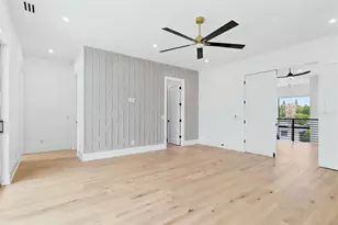 1870 Jasmine Dr, Sarasota, FL 34239 - Photo 27
