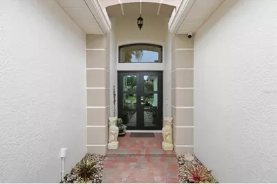 6828 Bay Hill Drive, Bradenton, FL 34202 - Photo 5