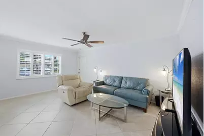 4805 Rilma Avenue #106, Sarasota, FL 34234 - Photo 7