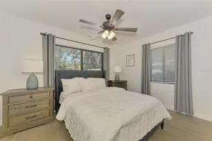 2120 Craft Ln, Sarasota, FL 34239 - Photo 23