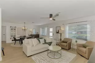 2120 Craft Ln, Sarasota, FL 34239 - Photo 9