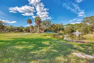 2120 Craft Ln, Sarasota, FL 34239 - Photo 41