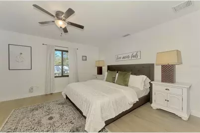2120 Craft Lane, Sarasota, FL 34239 - Photo 17