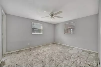 2404 Avenue A, Bradenton Beach, FL 34217 - Photo 9