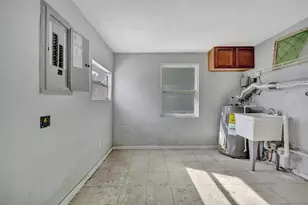 2404 Ave A, Bradenton Beach, FL 34217 - Photo 17