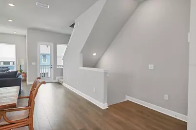 2329 Lindstrom Street, Sarasota, FL 34236 - Photo 13