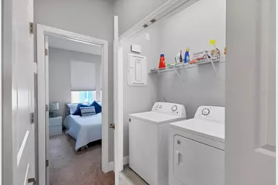 2329 Lindstrom Street, Sarasota, FL 34236 - Photo 25