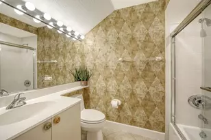 5206 Bouchard Cir, Sarasota, FL 34238 - Photo 31