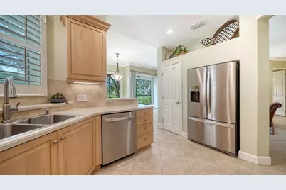 5206 Bouchard Circle #101, Sarasota, FL 34238 - Photo 21
