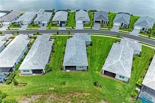 1047 Waterline Ct, Sarasota, FL 34240 - Photo 9