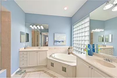 7106 Orchid Island Place, Lakewood Ranch, FL 34202 - Photo 23