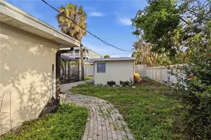 617 Calle De Peru, Sarasota, FL 34242 - Photo 29