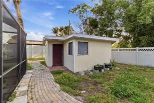 617 Calle De Peru, Sarasota, FL 34242 - Photo 31