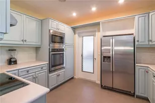 2521 Webber St, Sarasota, FL 34239 - Photo 23