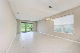 5564 Summit Gln, Bradenton, FL 34203 - Photo 9
