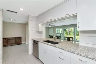 6211 Canary St, Sarasota, FL 34241 - Photo 11