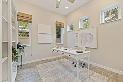 1421 14th Street N, Saint Petersburg, FL 33704 - Photo 3