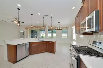 6841 74th Street Circle E, Bradenton, FL 34203 - Photo 7