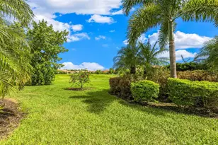 10233 Loch Lomond Dr, Bradenton, FL 34211 - Photo 47