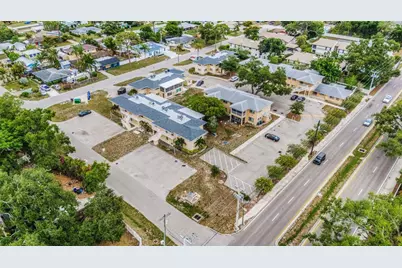 2826 W Rainbow Circle #2818, Sarasota, FL 34231 - Photo 25