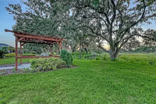 7915 Kavanagh Ct, Sarasota, FL 34240 - Photo 77