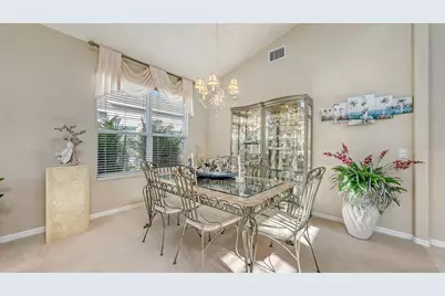 7915 Kavanagh Court, Sarasota, FL 34240 - Photo 9