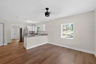 6310 Belle Isles Dr, Groveland, FL 34736 - Photo 5
