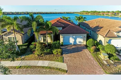 228 Maraviya Boulevard, Nokomis, FL 34275 - Photo 3