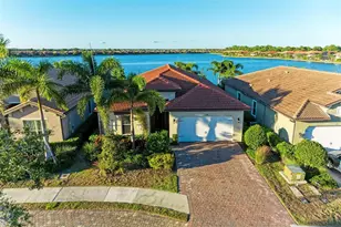 228 Maraviya Blvd, Nokomis, FL 34275 - Photo 3